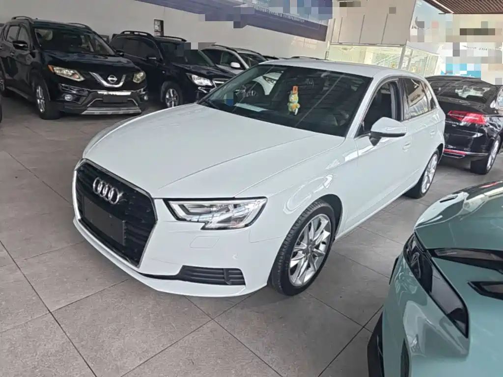 Photo 2 - Audi A3