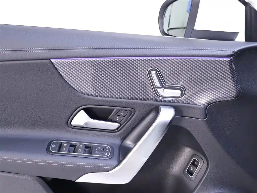 Mercedes-Benz A-Class 2022 Facelift III A 200 L Sport Sedan Fashion фото 17