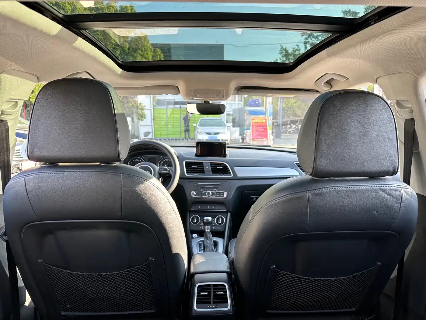 Фото 10 - Audi Q3