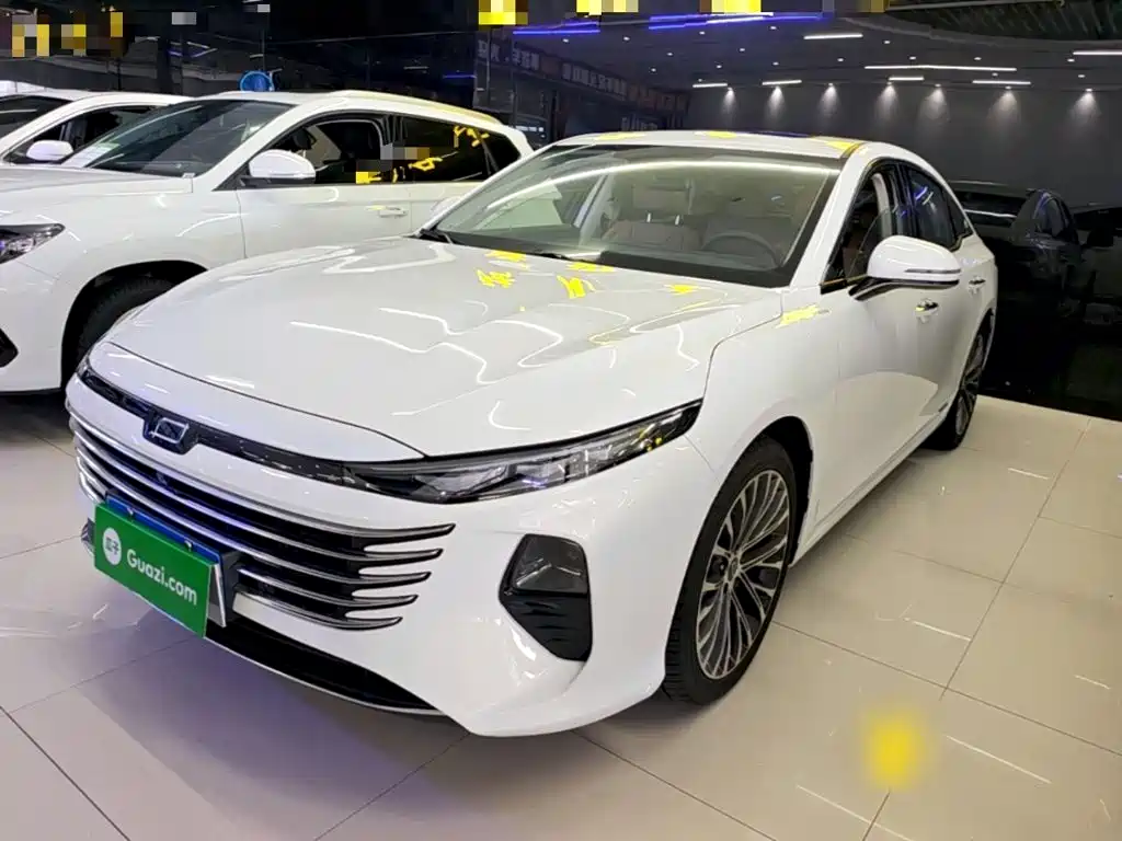 2025 Besturn B70