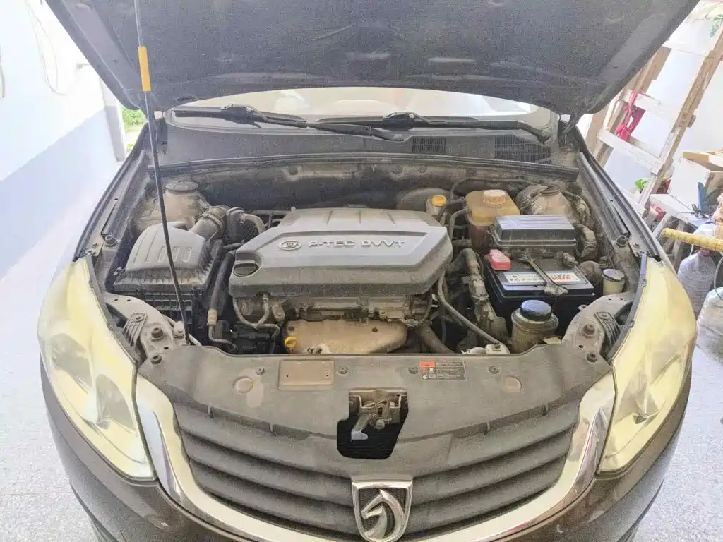 Baojun 630 2014 2013 1.5L Manual Standard