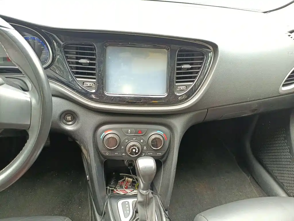 Fiat Viaggio 2016 2015 1.4T Auto Sport Edition