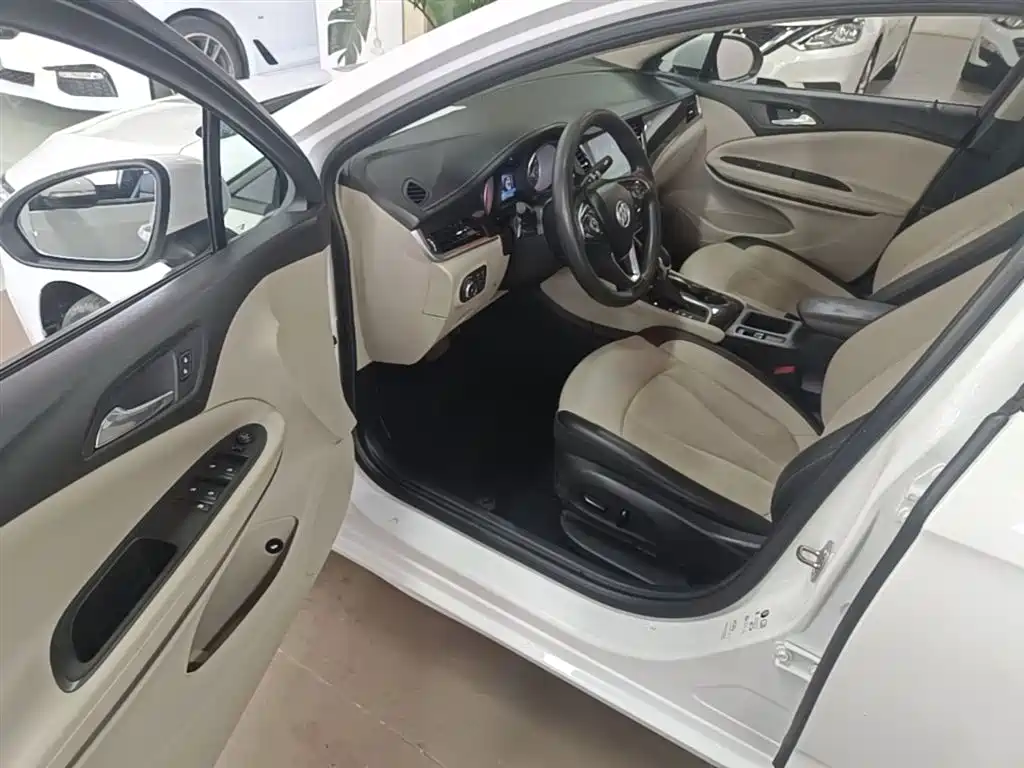 Buick Verano 2019 Sedan 15S Auto Leading фото 16