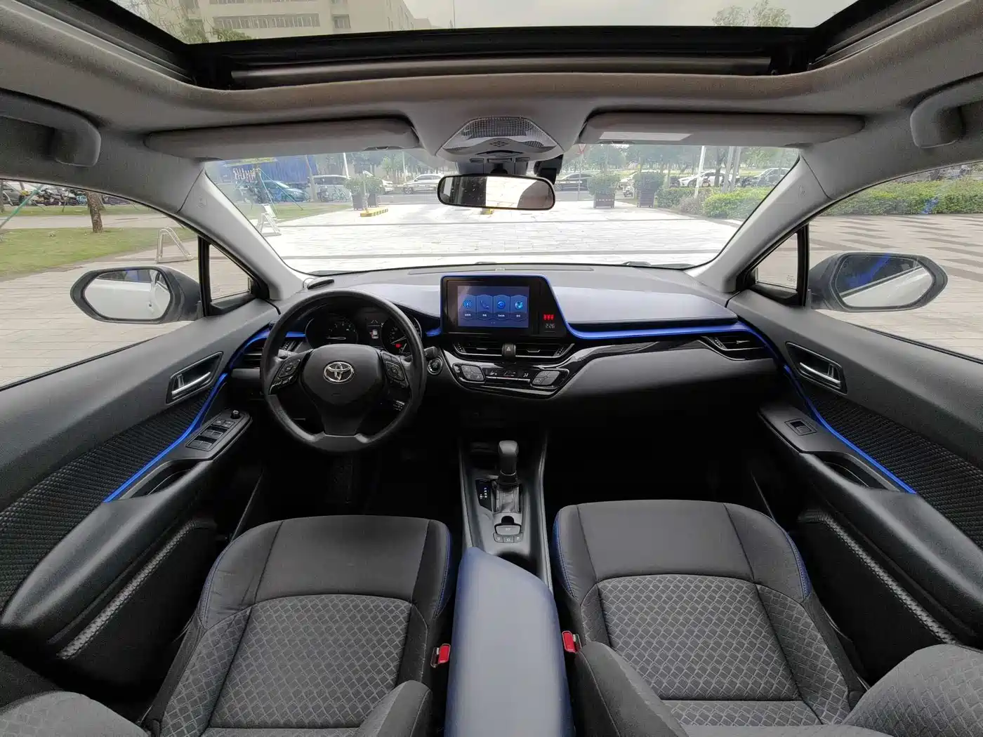 Toyota C-HR 2021 2.0L Comfort Edition фото 16