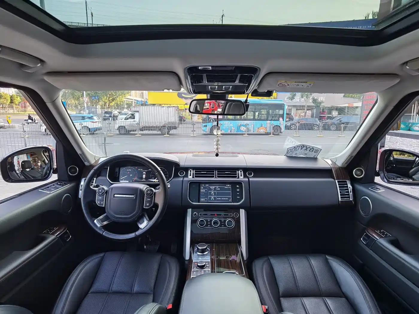 Land Rover Range Rover 2014 Facelift 3.0 SC V6 Vogue фото 11