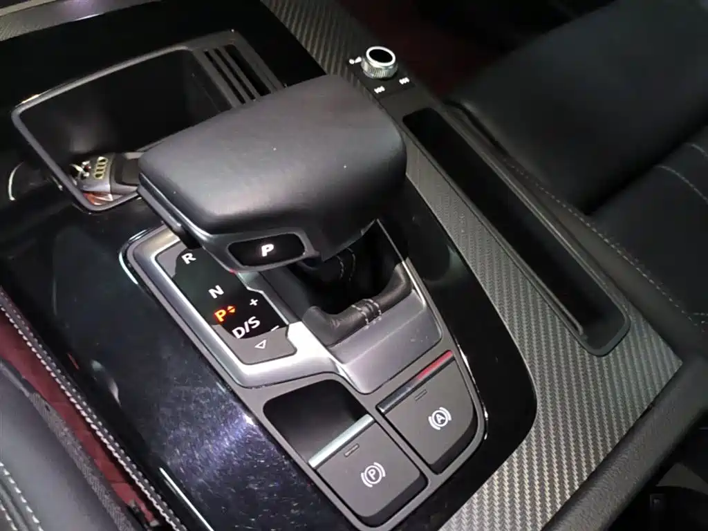 Audi Q5L 2022 40T Luxury Dynamic фото 14