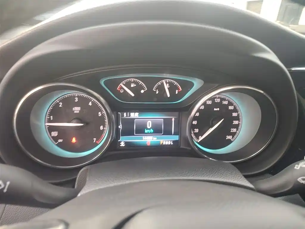 Buick Envision Plus 2017 28T AWD Elite фото 12