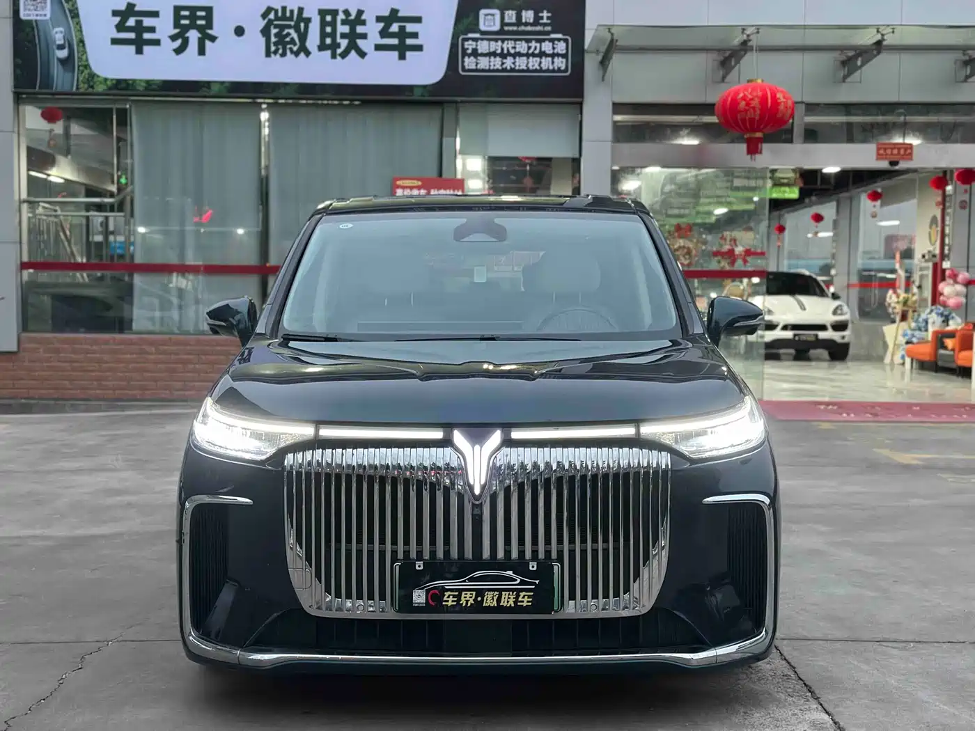 Voyah Auto Voyah Dreamer 2025 PHEV AWD Flagship Kunpeng Edition фото 2