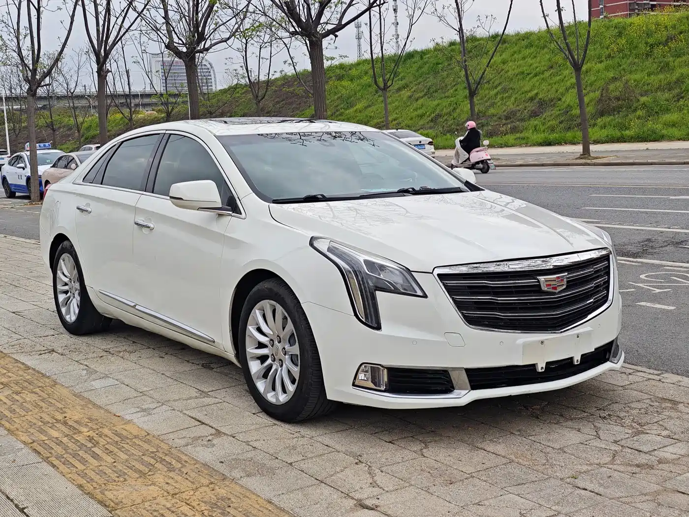 Cadillac XTS 2018 28T Elite фото 3