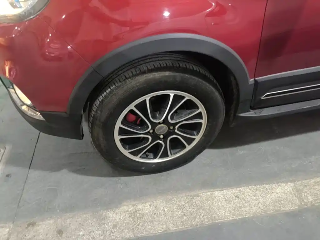 Photo 23 - Haval H1