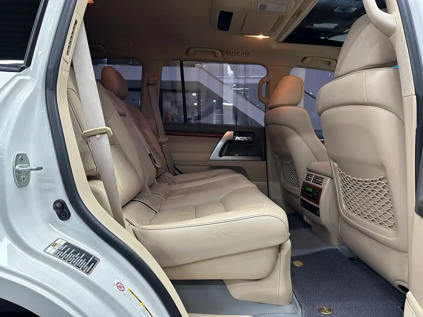 Toyota Land Cruiser 2012 4.6L Automatic VX-R фото 14