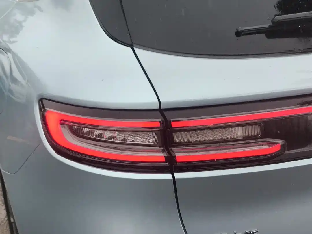 AITO Wenjie AITO M5 2023 Pure Electric RWD Standard Edition фото 6