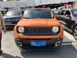 Photo 3 - Jeep Renegade