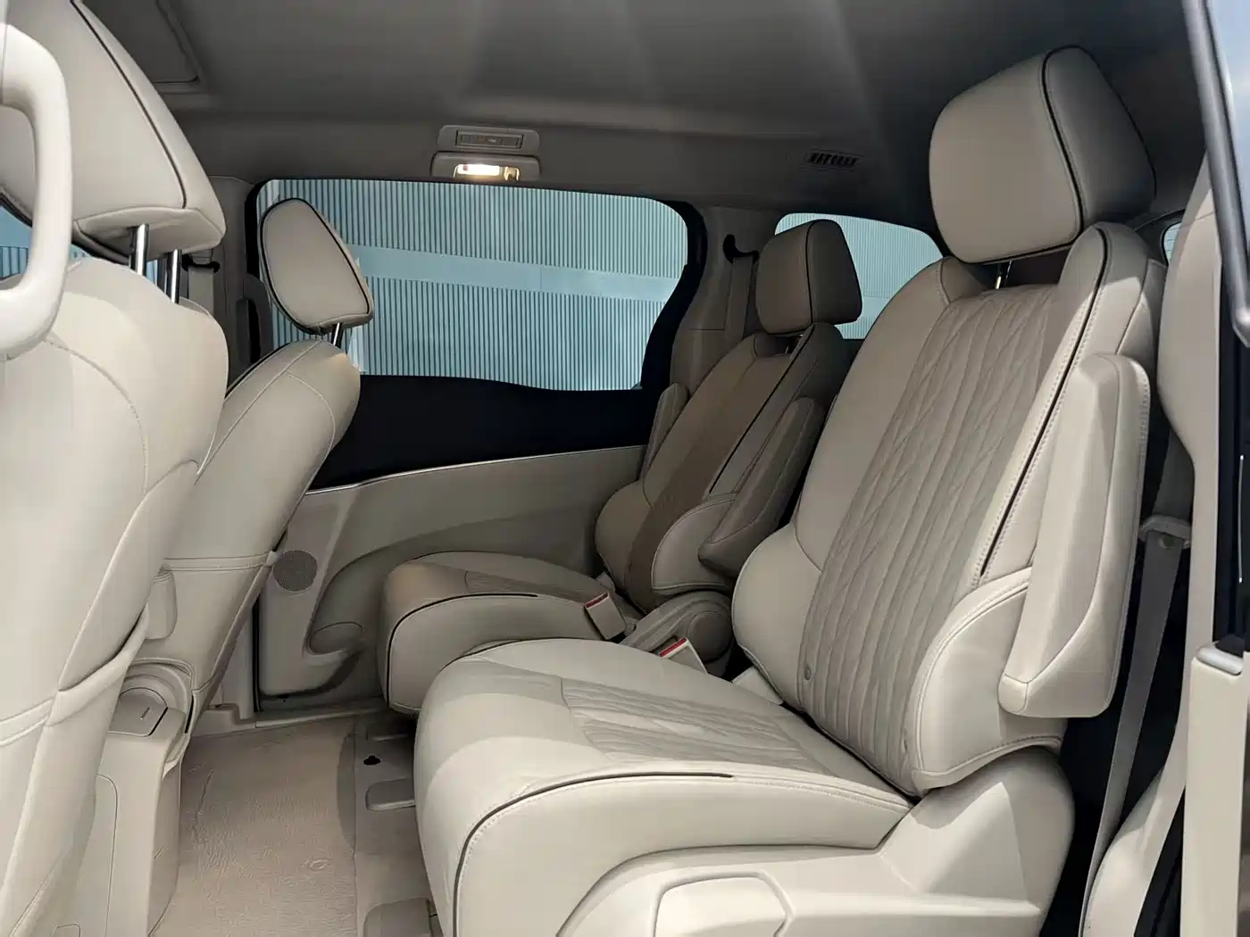 Buick GL8 2023 Land Business Class 652T Luxury фото 6