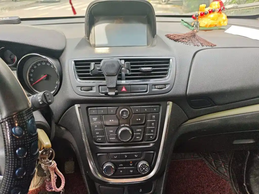 Photo 10 - Buick Encore