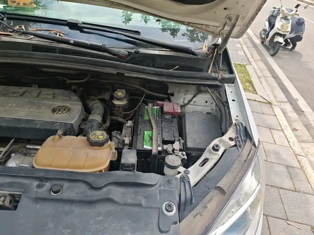 Photo 24 - Buick Encore
