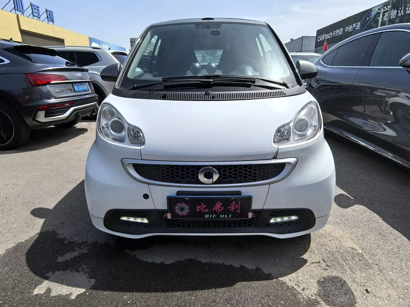 smart fortwo 2015 2014 1.0T Convertible BoConcept Special Edition