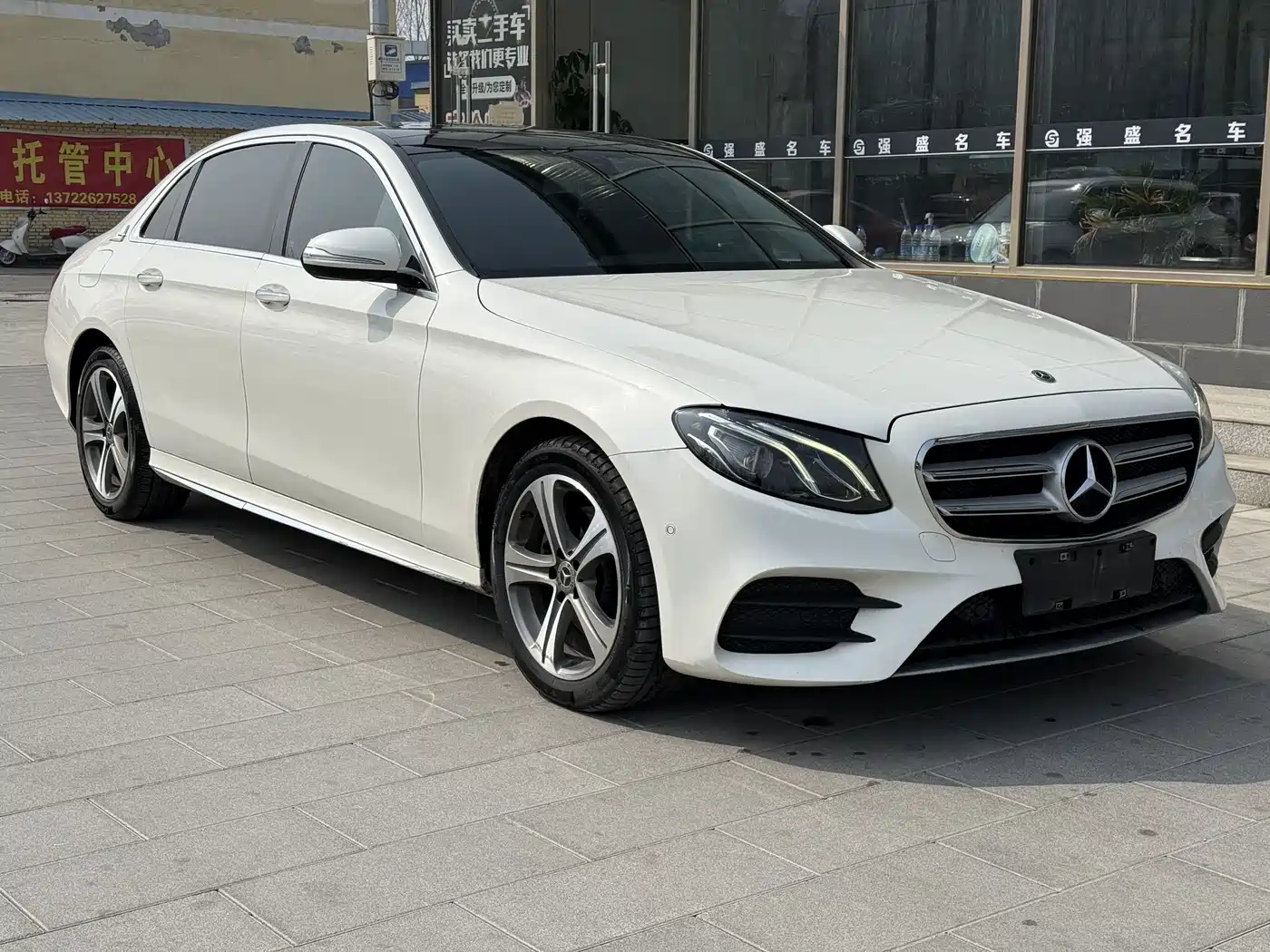 Mercedes-Benz E-Class 2016 E 200 L Sport Type фото 3