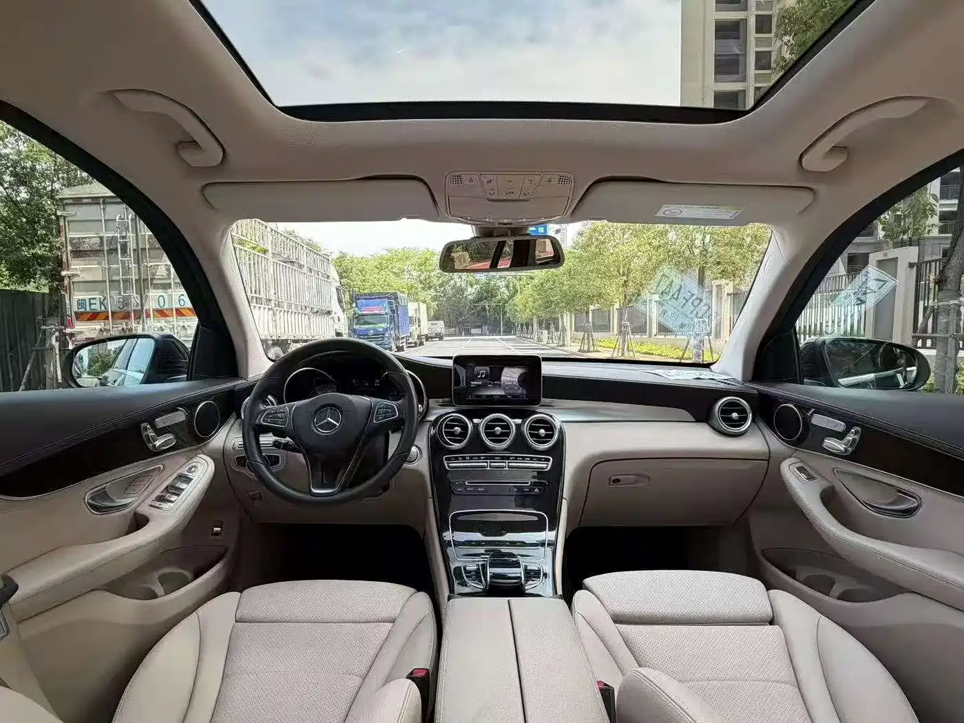 Mercedes-Benz GLC 2017 GLC 260 4MATIC Dynamic фото 6