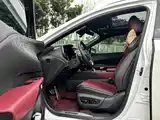 Фото 8 - Lexus RX