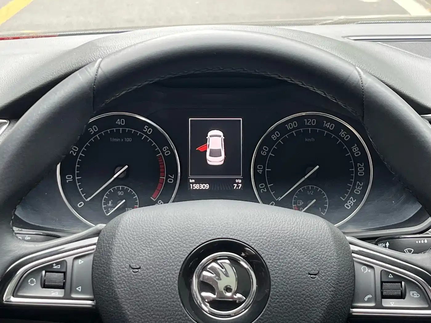 Škoda Superb 2016 TSI330 DSG Smart Edition фото 7