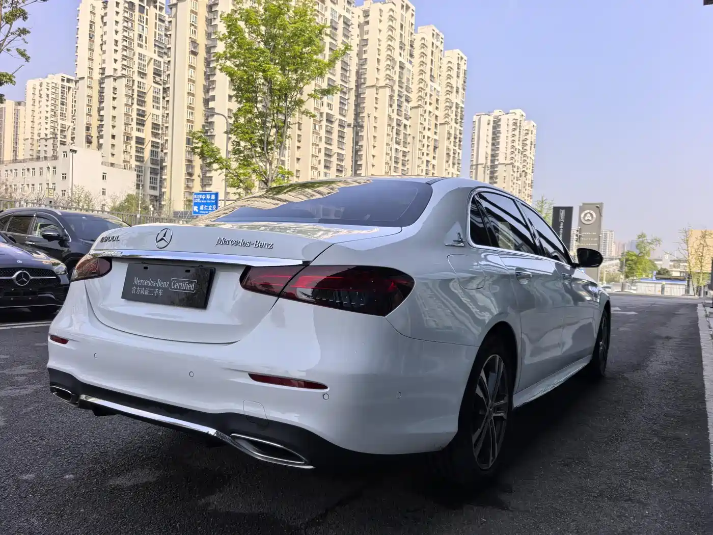 MERCEDES-BENZ E CLASS