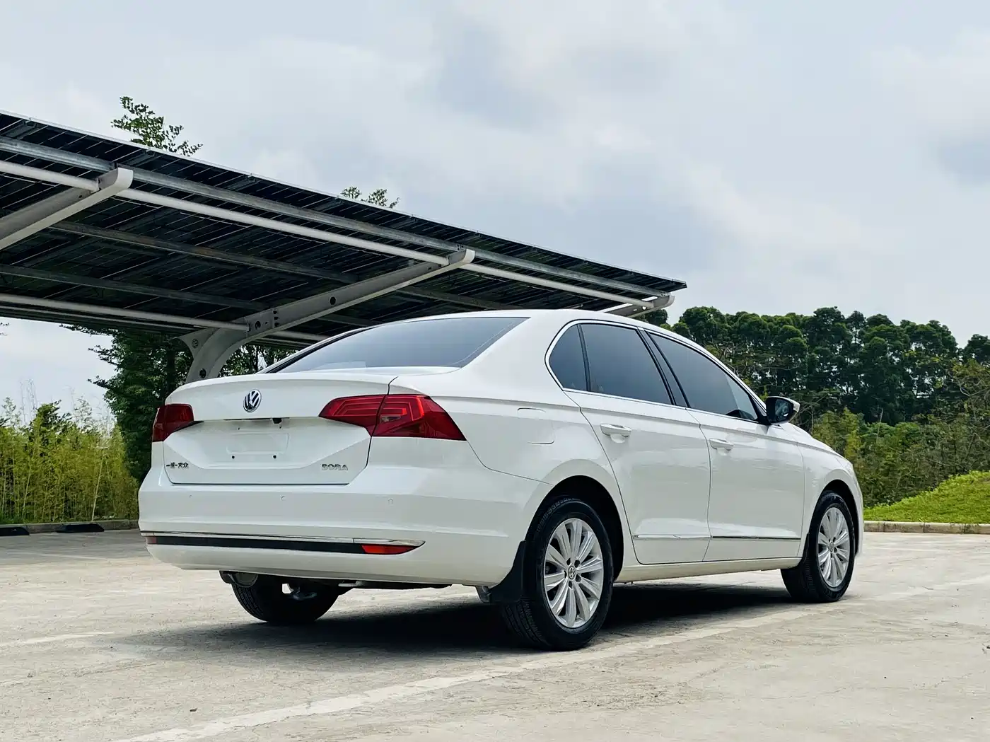 Volkswagen Bora 2016 Model 1.6L Automatic Comfort фото 5