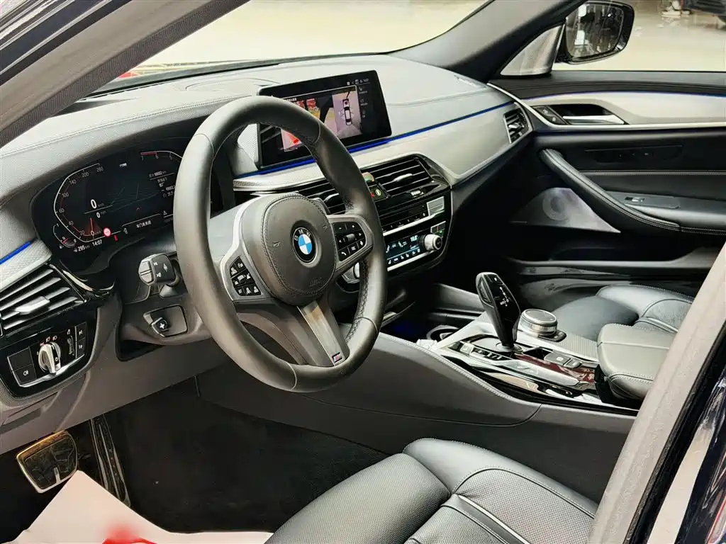 BMW 5 Series 2020 Model 530Li Executive M Sport Package фото 12
