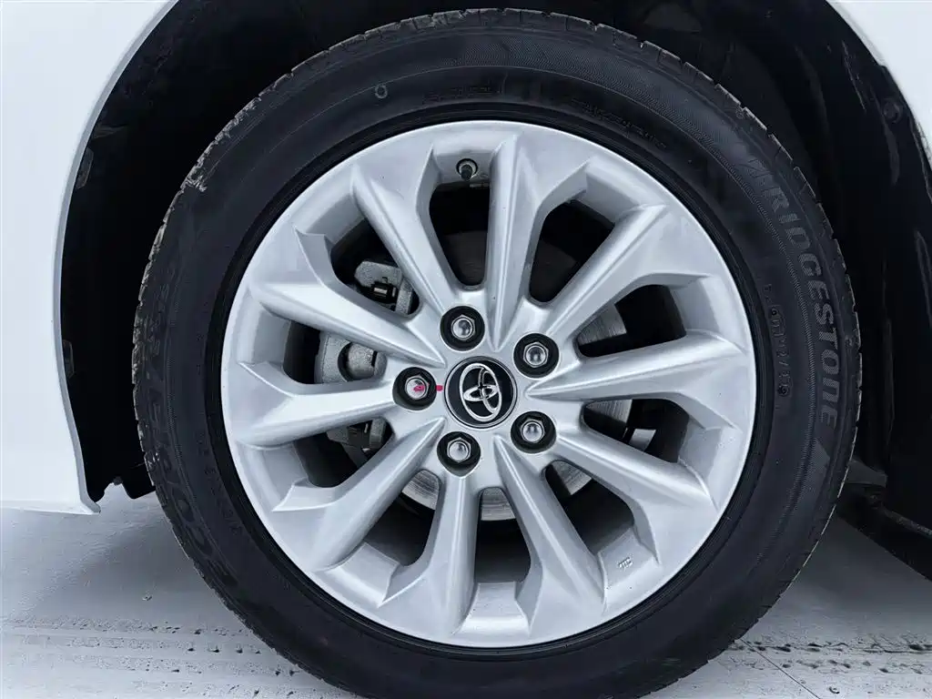 Toyota Corolla 2021 1.2T S-CVT Elite PLUS Edition фото 23