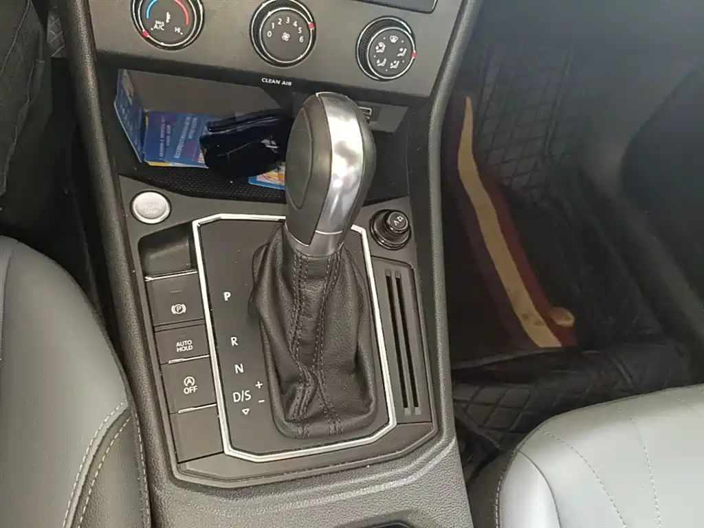 Volkswagen Lavida 2024 Model 1.5L Automatic Starlight 5 Million Edition фото 14