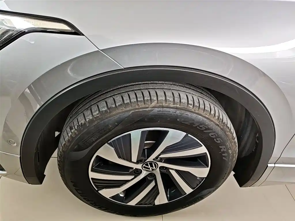 Volkswagen Tiguan L PHEV 2022 430PHEV Plug-in Hybrid Flagship Edition фото 23