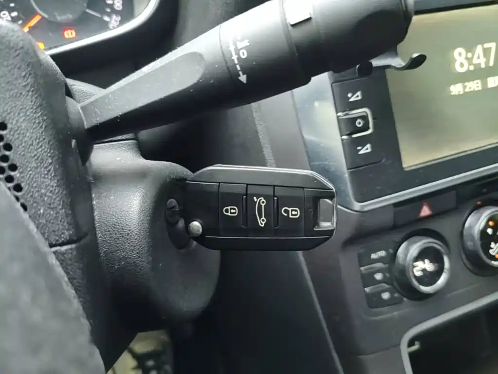 Фото 9 - Citroën C4 C-Quatre