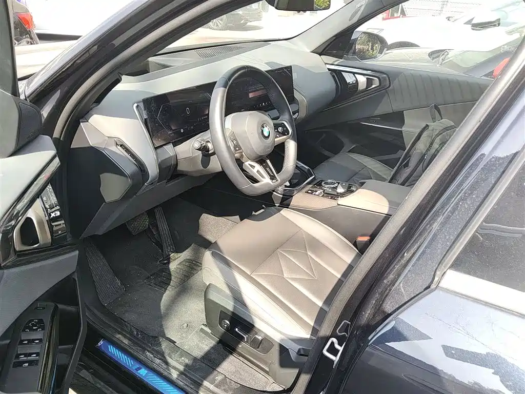 BMW X3 2025 xDrive30L Premium M Sport Package фото 10
