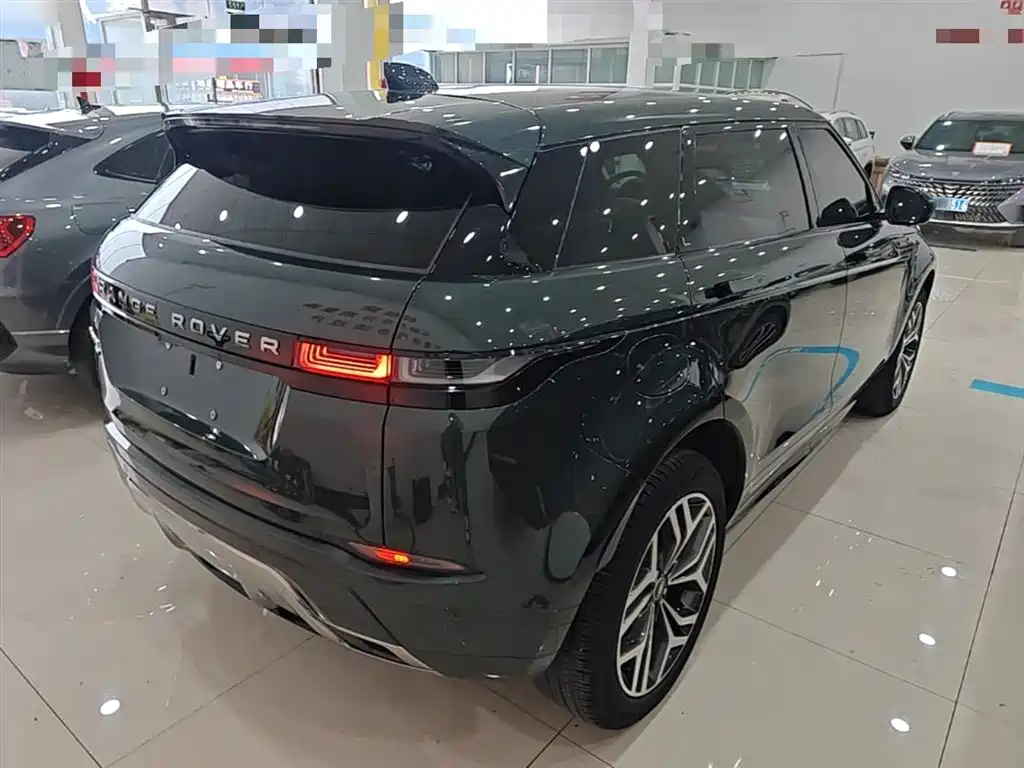 Land Rover Range Rover Evoque 2023 Range Rover Evoque L 249PS Luxury Edition фото 7