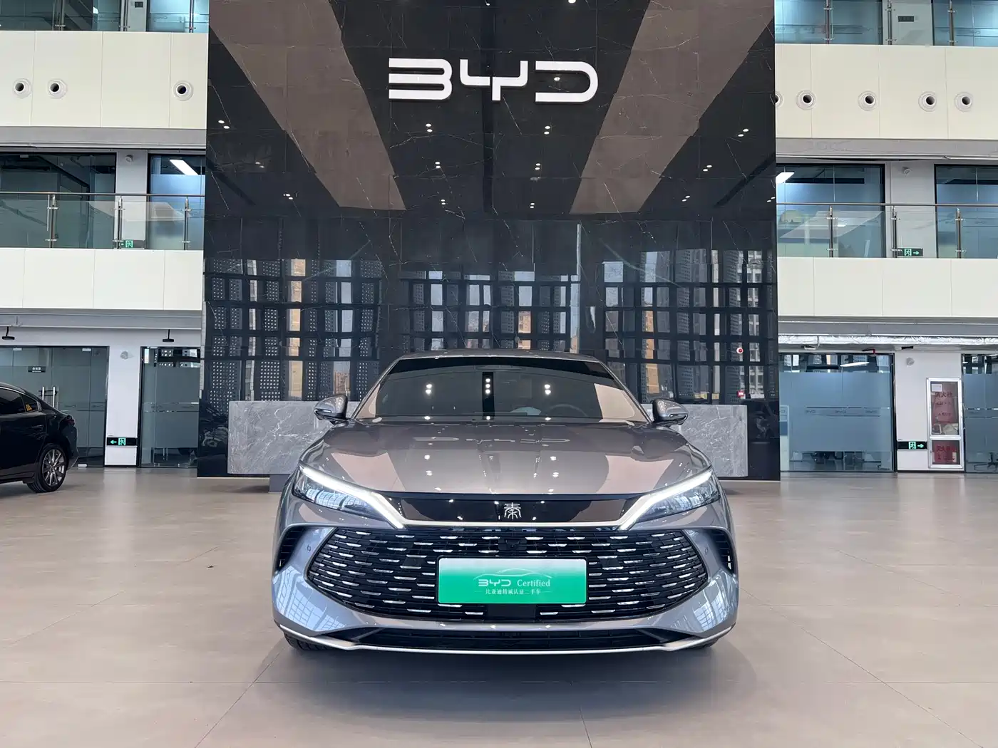 BYD QIN L