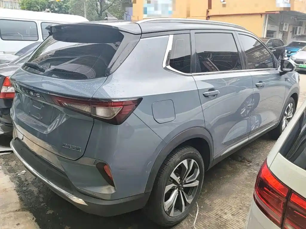 Wuling Motors Wuling Xingchen 2022 2021 1.5T CVT Stellar Edition
