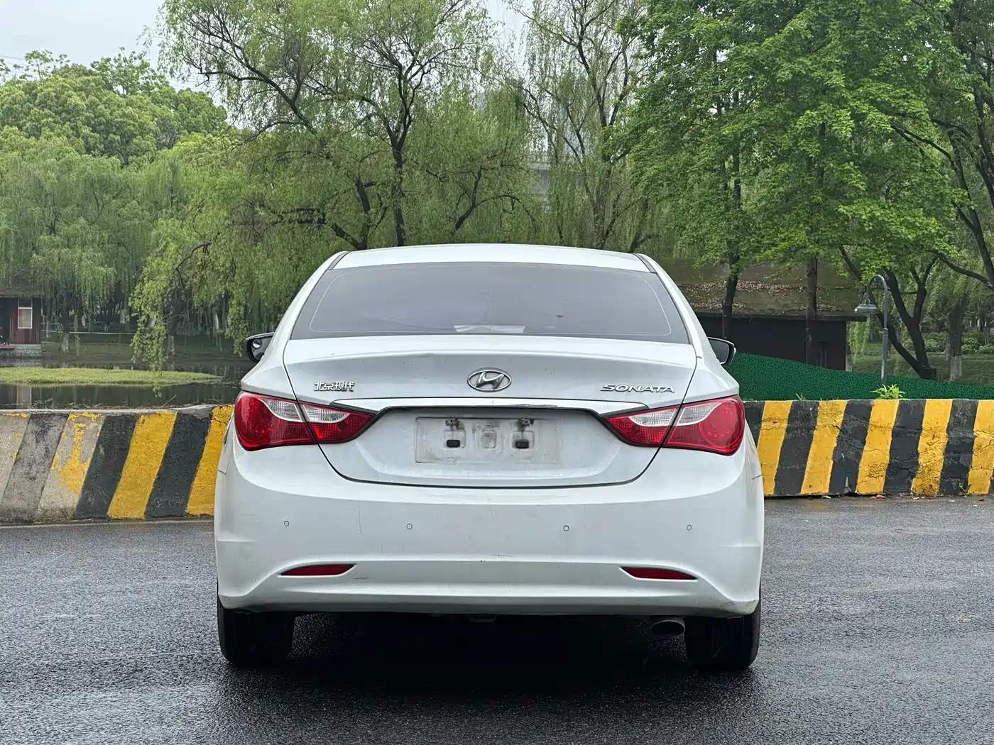 Hyundai Sonata 2013 2.4L Automatic Luxury Edition (China IV) фото 6