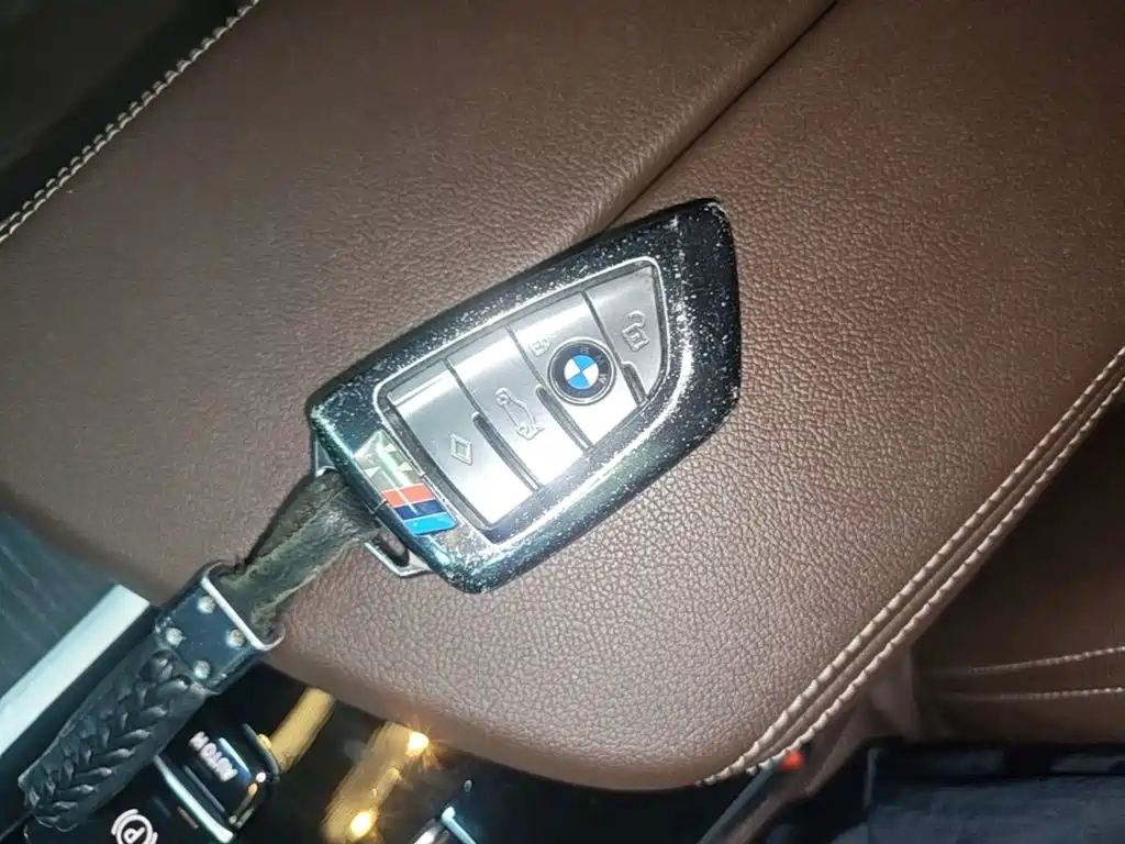 Photo 9 - BMW 5 Series