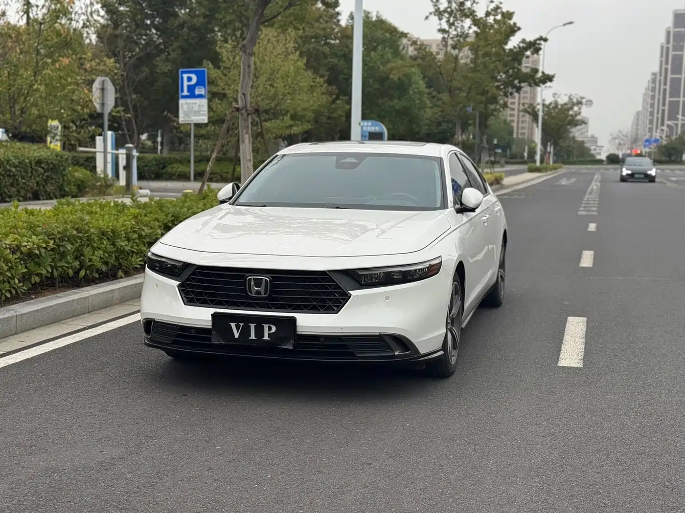 Фото 2 - Honda Accord