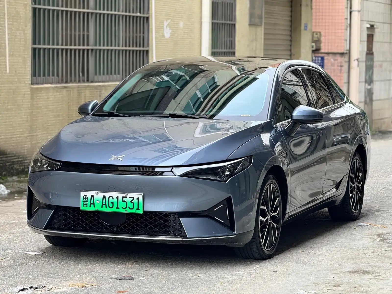 Фото 1 - XPeng P5