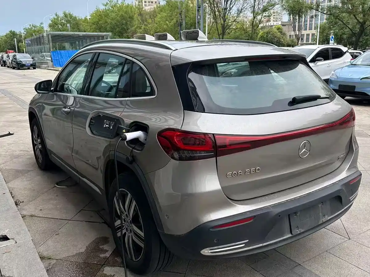 Mercedes-Benz EQA 2022 2022 EQA 260
