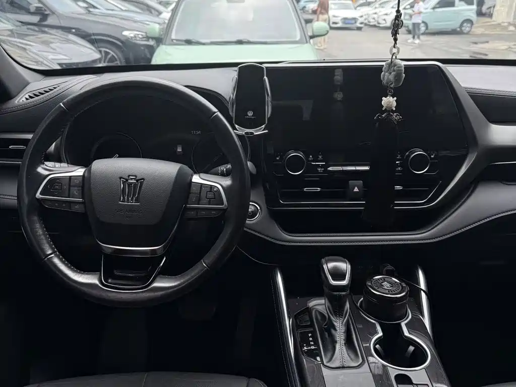 Фото 5 - Toyota Crown Kluger