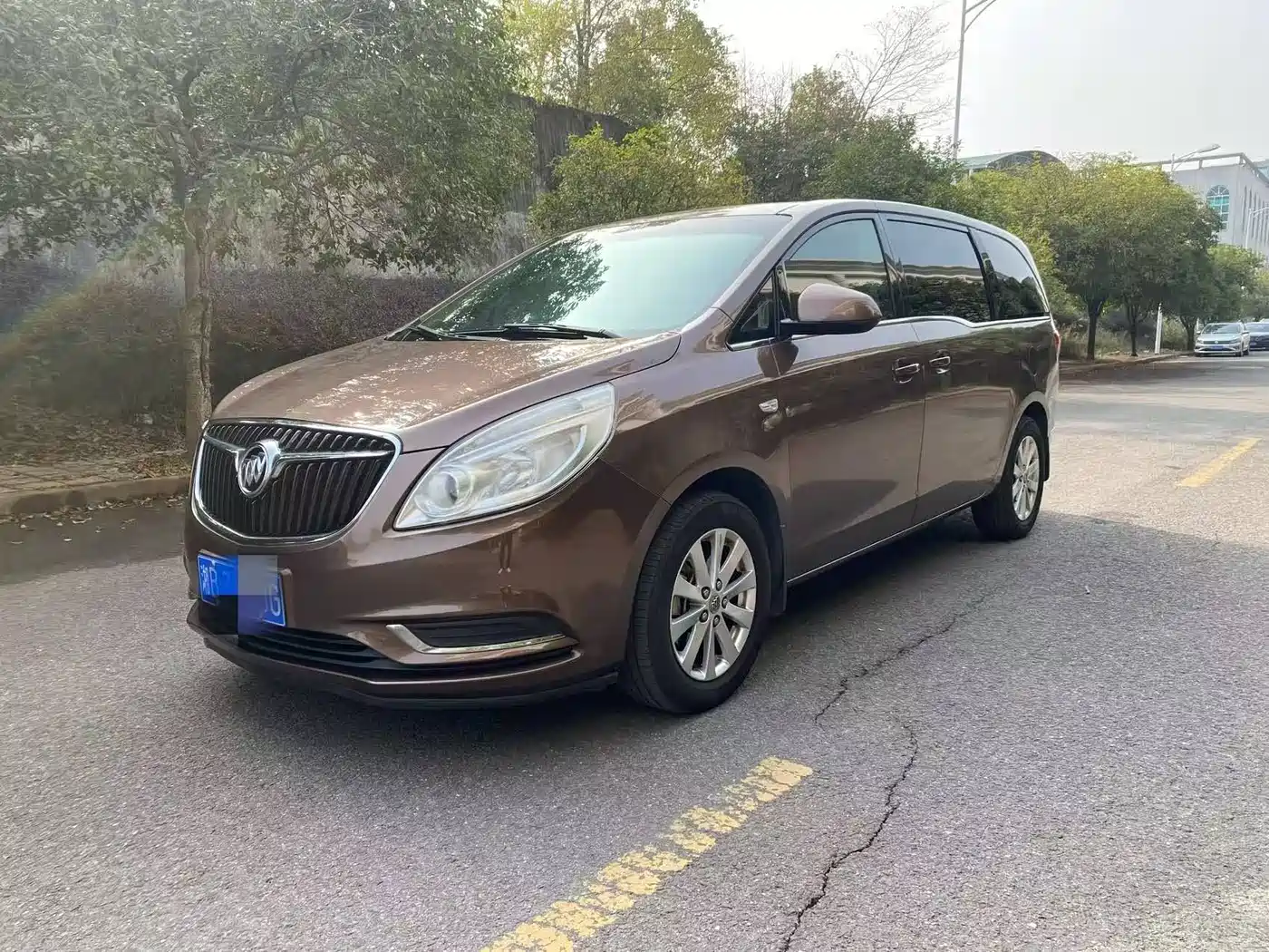 Buick GL8 2018 28T Comfort China VI фото 3
