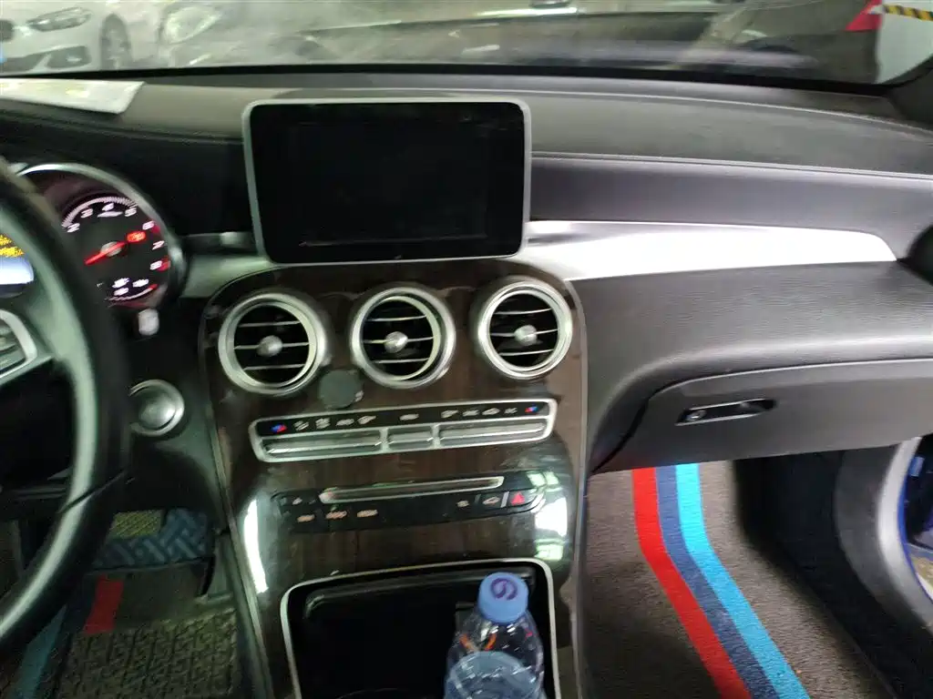 Mercedes-Benz GLC 2017 GLC 260 4MATIC Dynamic фото 9