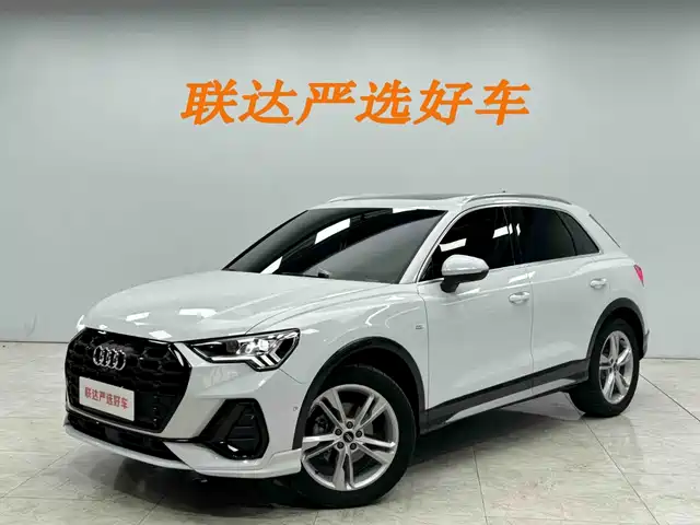 Audi Q3 35 TFSI, Stylish Elegant