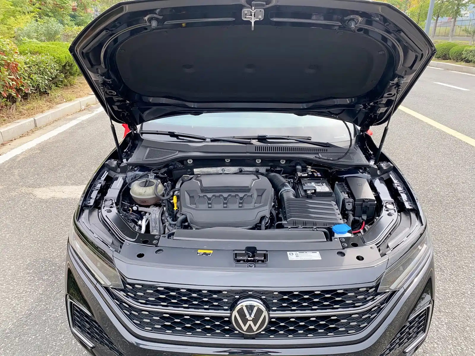 Фото 26 - Volkswagen Passat