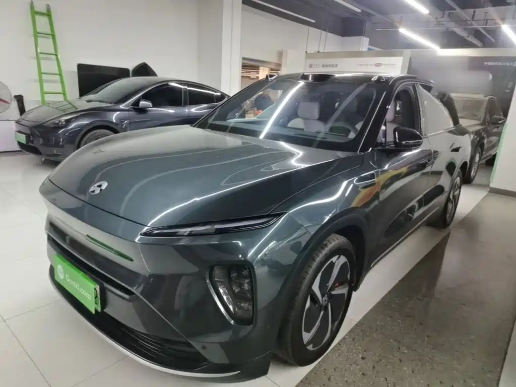 NIO ES8 2023 75kWh Executive Edition