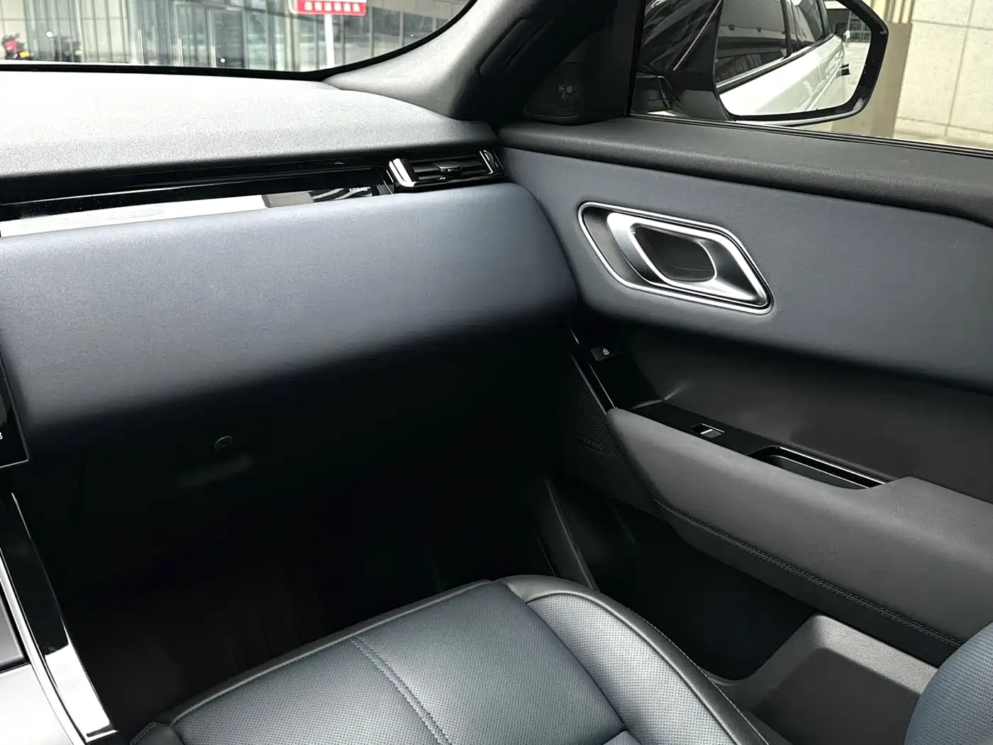 Land Rover Range Rover Velar 2023 2024 Dynamic SE