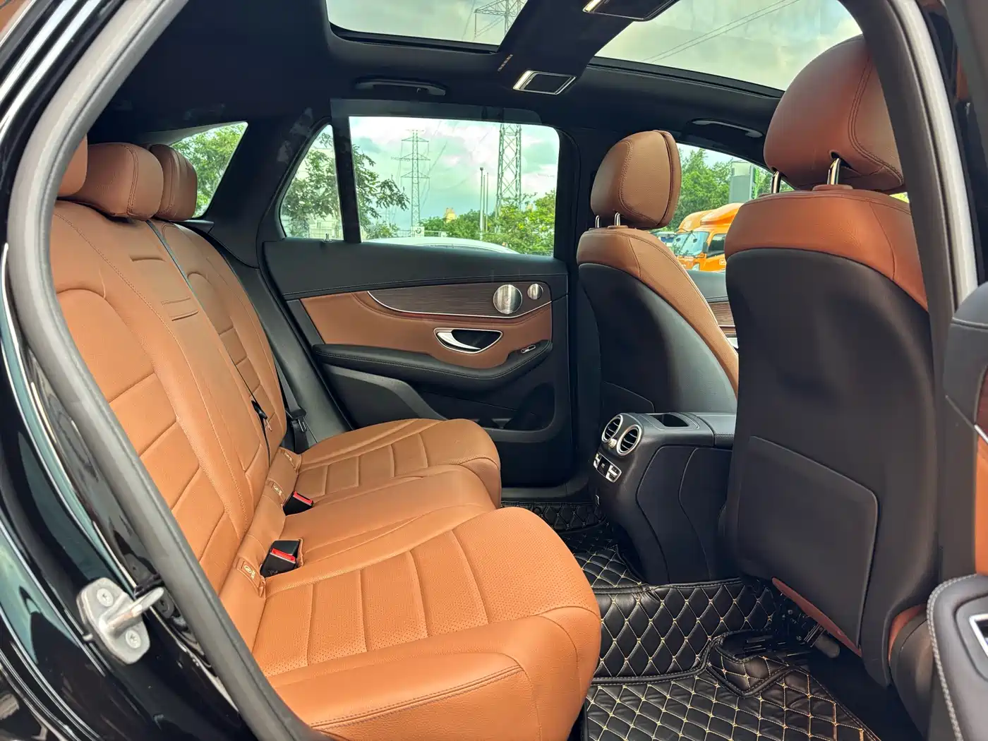 Mercedes-Benz GLC 2020 Facelift GLC 300 L 4MATIC Luxury фото 13