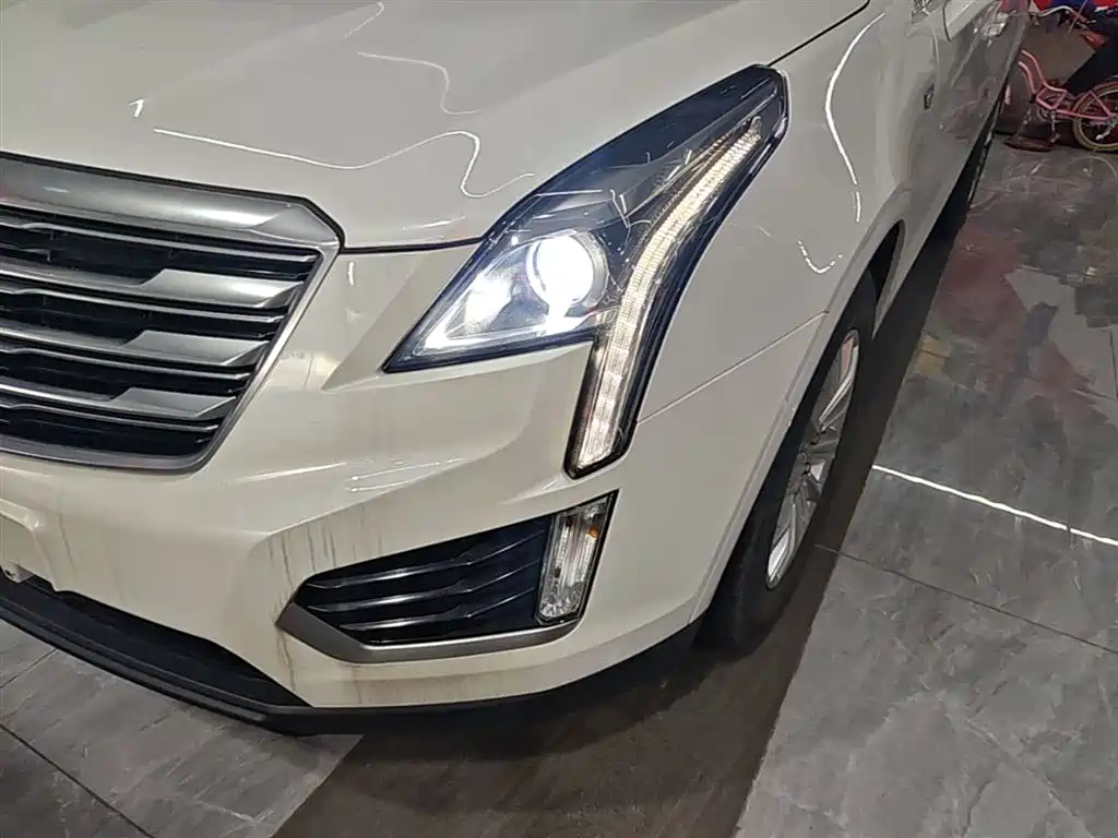 Cadillac XT5 2018 28E AWD Technology Model фото 24